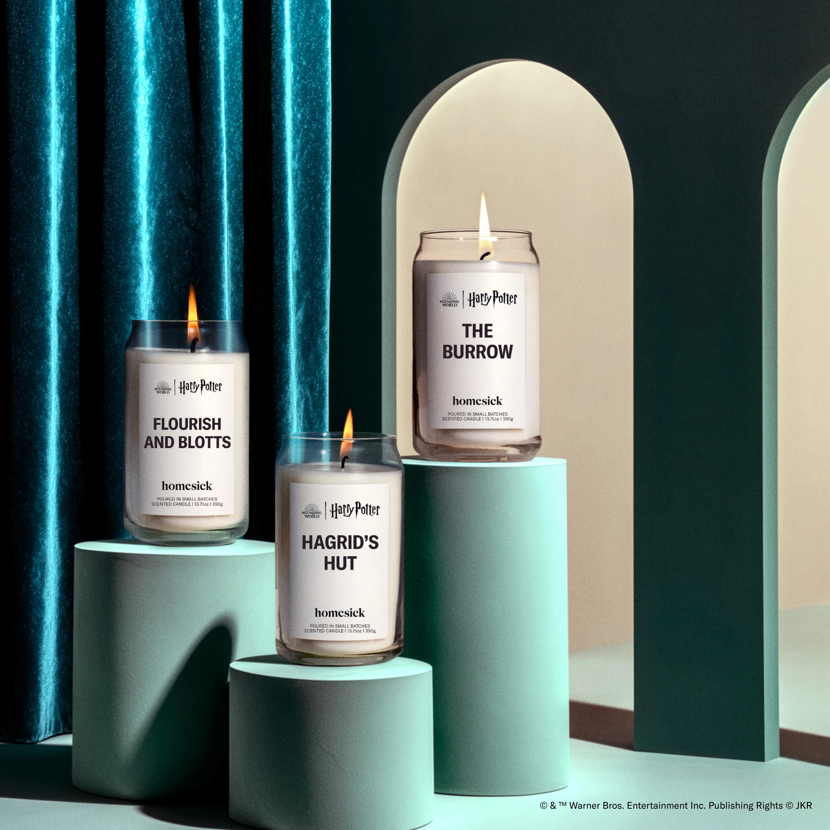 Harry Potter™ Flourish and Blotts Candle - Image 3