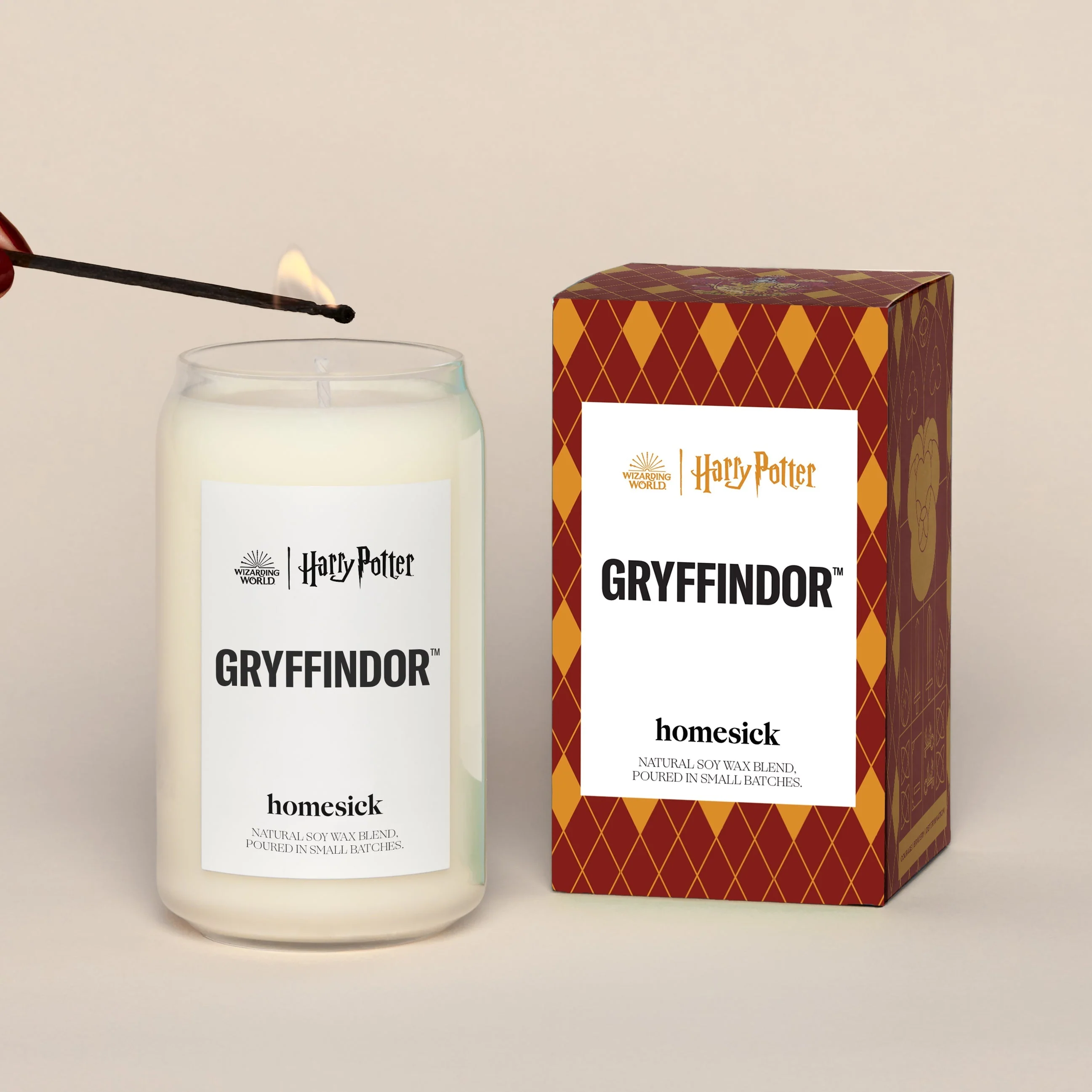 Harry Potter Gryffindor™ Candle - Image 4