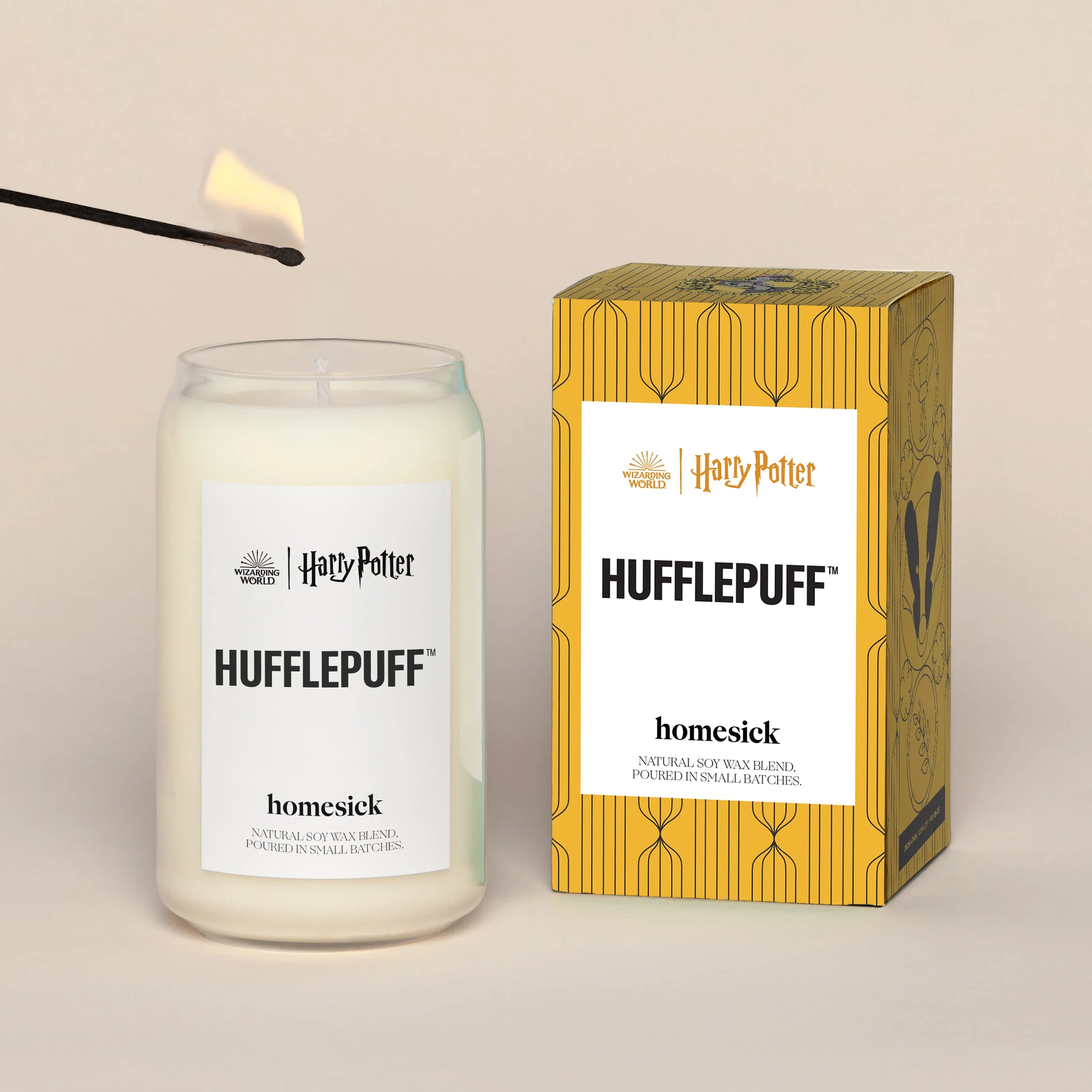 Harry Potter Hufflepuff™ Candle - Image 4