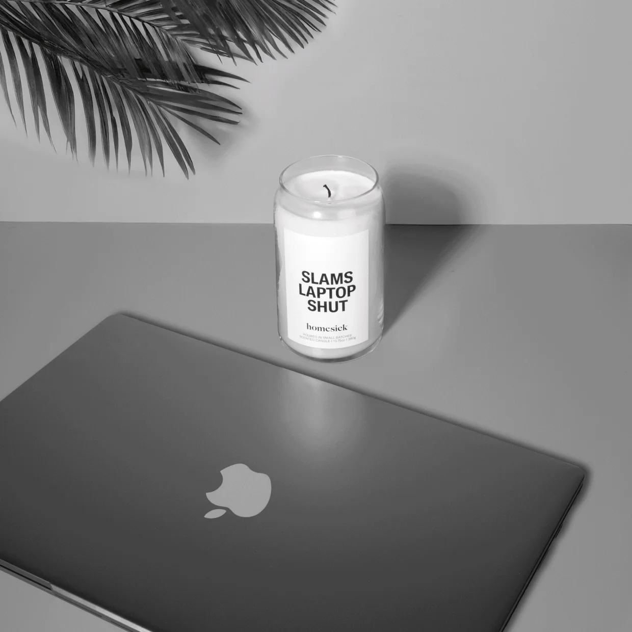 Slams Laptop Shut Candle - Image 3