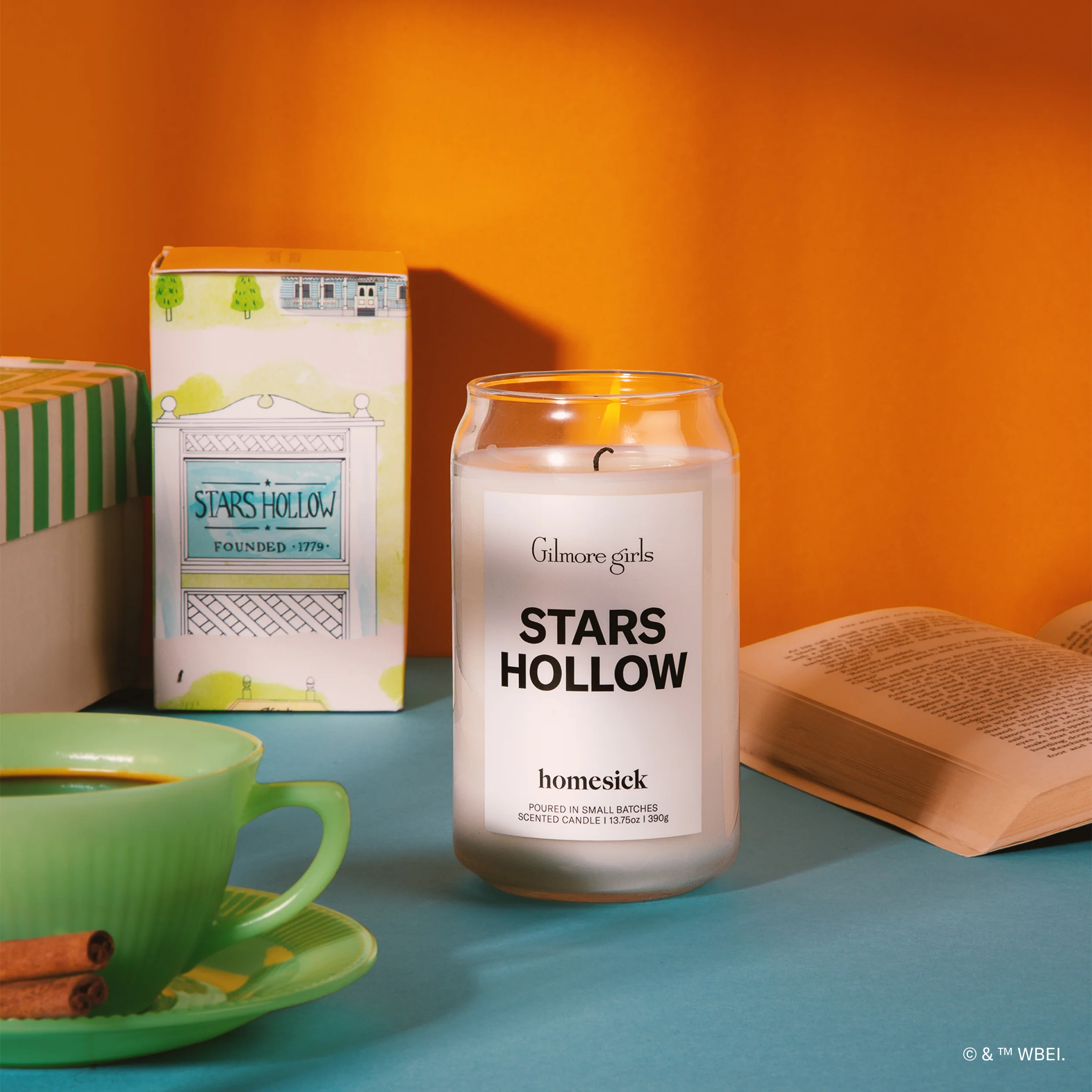 Gilmore Girls Stars Hollow Candle - Image 3